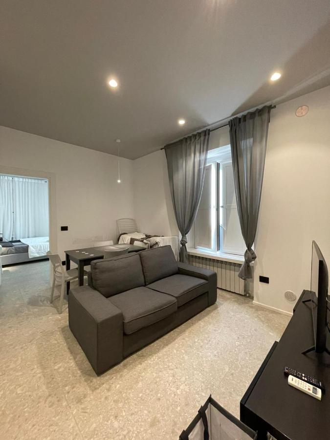 De Luca 6 Apartments Salerno Exteriör bild