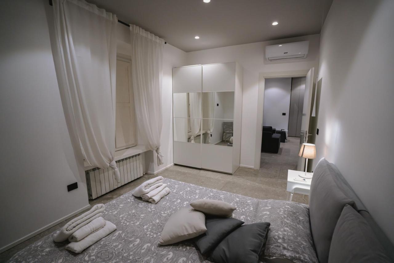 De Luca 6 Apartments Salerno Exteriör bild